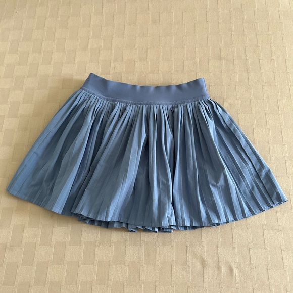 Lululemon Varsity High Rise Pleated Skirt in Oasis Blue - Picture 4 of 11